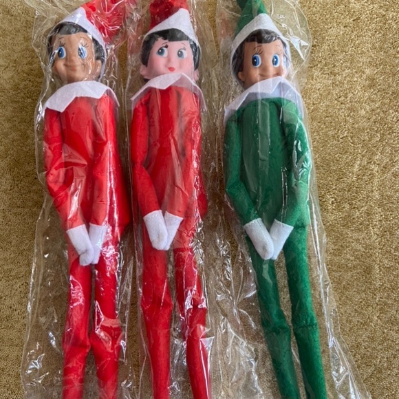 Elf on the shelf (pls check my other listings 4 bundles 2 avoid double shipping - Picture 2 of 2